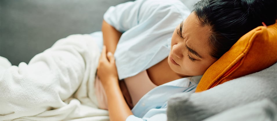 woman dealing with pain 1 (1)